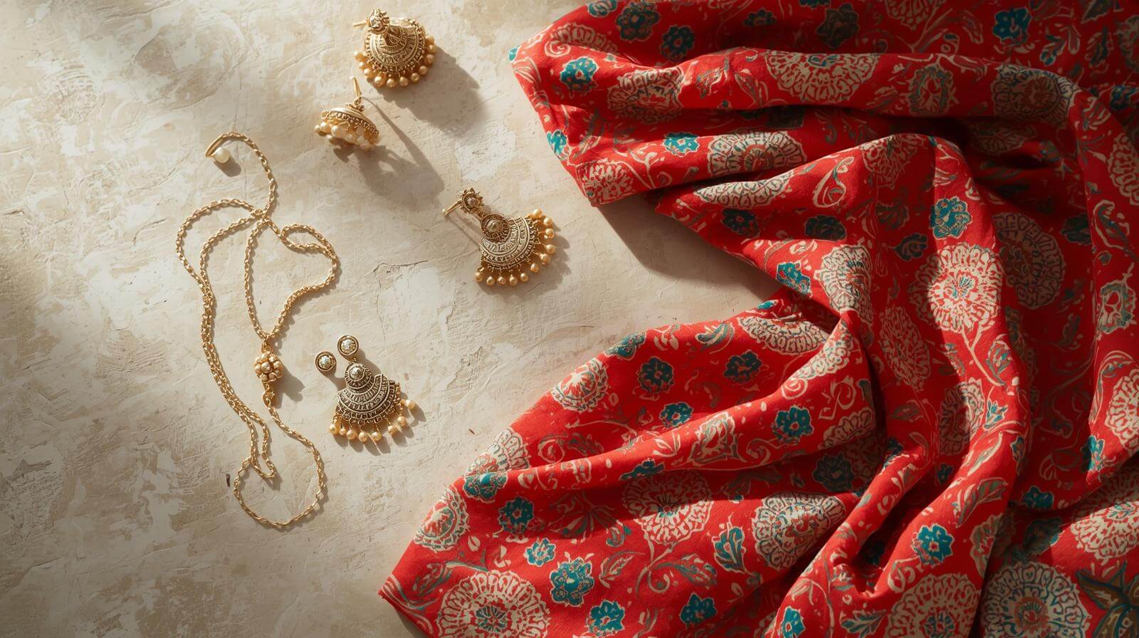 The Ultimate Guide to Pairing Jewelry with Your Cotton Block Print Saree